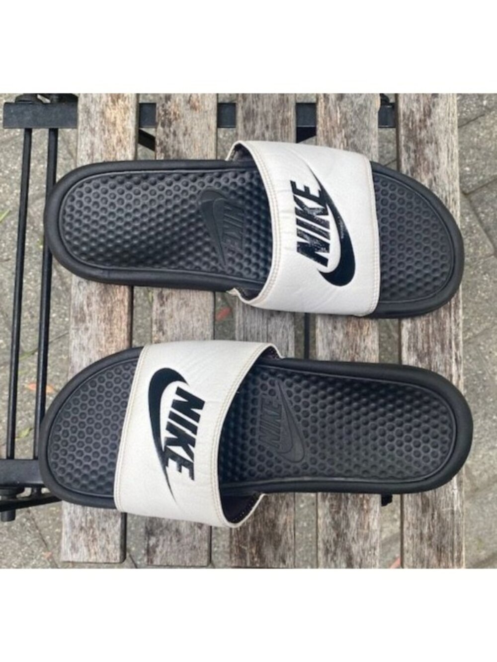 Nike Benassi JDI Slides Men's Size 9 White Logo Sandals 343880-100